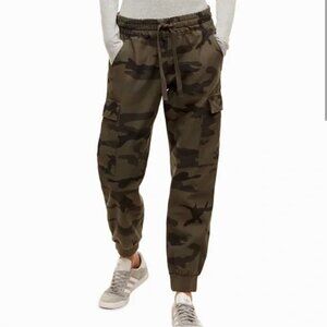 Tna Aritzia Twin Falls Camo Cargo Jogger Pants, Size XS